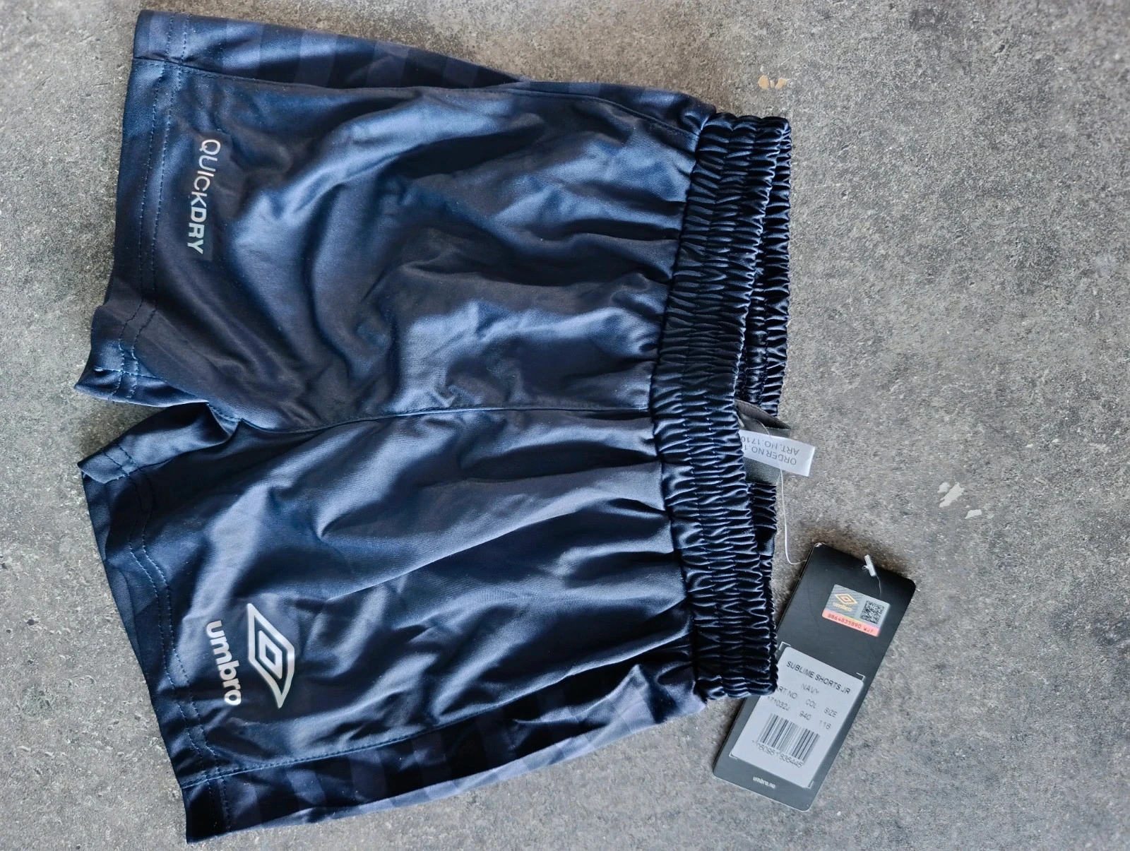 Umbro QuickDry navy blue kids' 116 5-6 years sports shorts – New with tag – photo 2